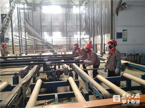 尋甸特色產(chǎn)業(yè)園區(qū)首批復(fù)產(chǎn)企業(yè)實(shí)現(xiàn) 開(kāi)門紅